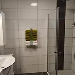 Laura דירה יודנבורג