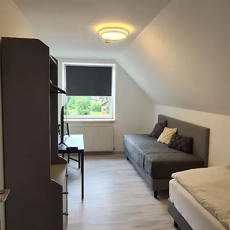 Laura Apartament *