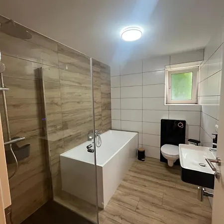 Laura Apartament