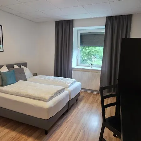 Laura Apartman *